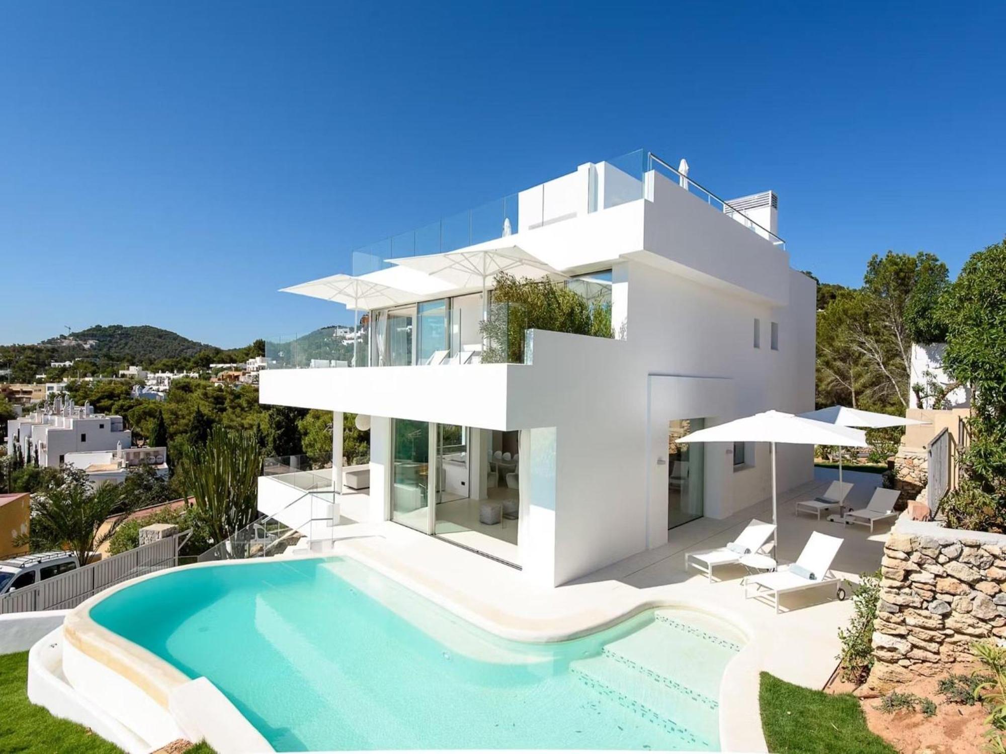 Charming In Delightful Gateway Villa